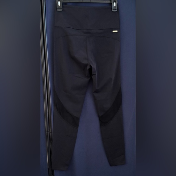 Alala Black Leggings SMALL NWT - Picture 14 of 15